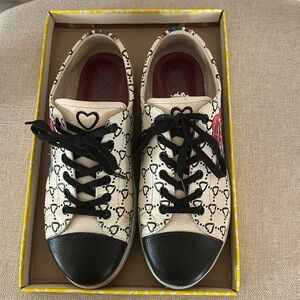 Brighton leather women’s sneakers.